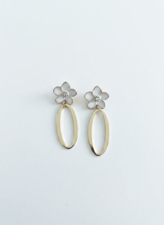Ivory Blossom Gold Drops