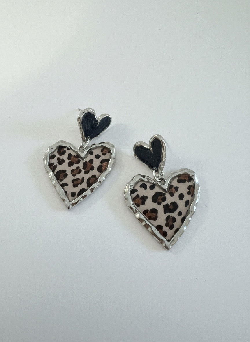 Cross Your Heart (silver black leopard)