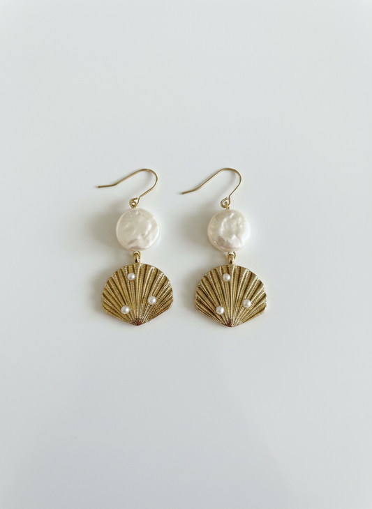 Golden Tide Pearl Drops