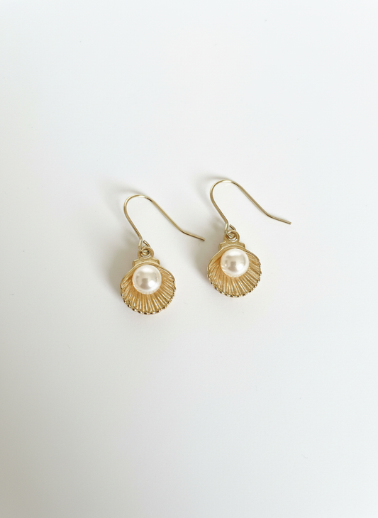 Golden Tide Pearl Drops